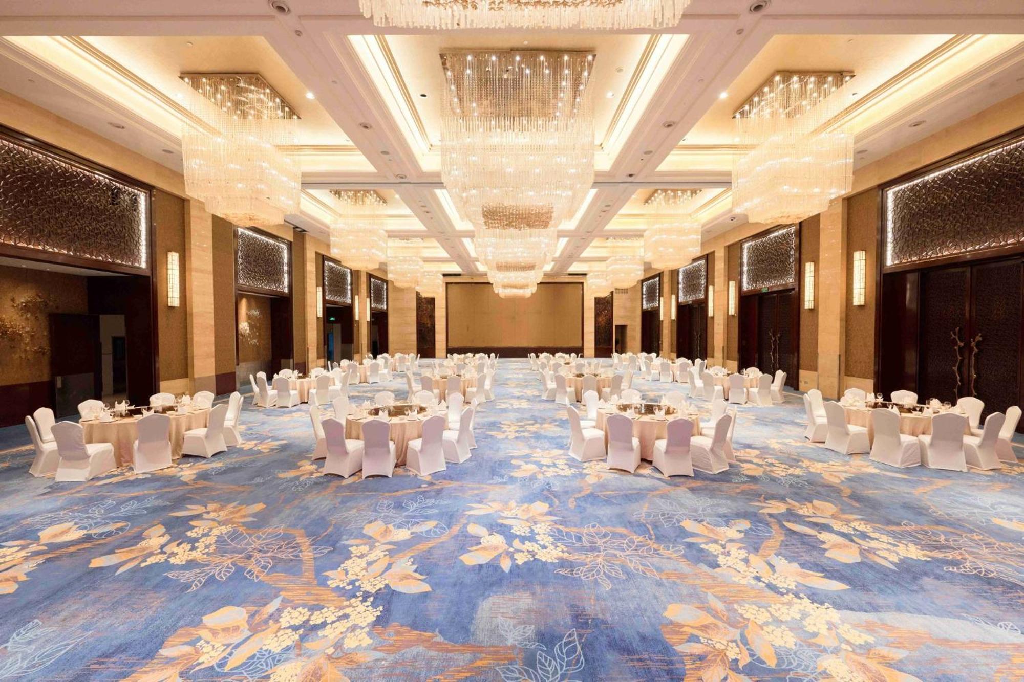 Crowne Plaza Chengdu Panda Garden By Ihg Hotel Exterior photo